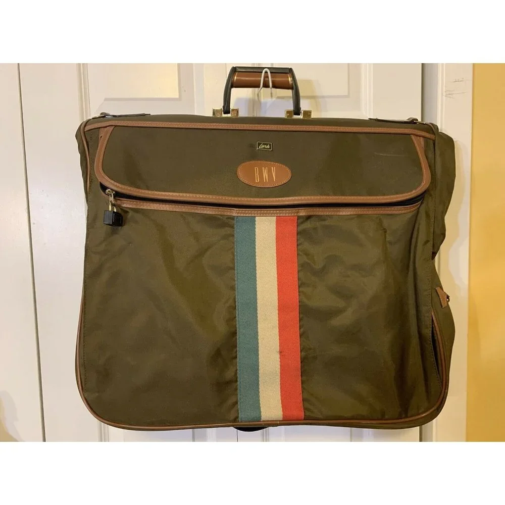 Vintage Lark Travel Luggage Hanging Garment Bag Olive Brown